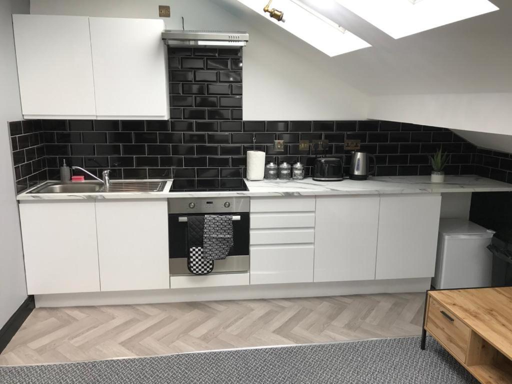 Clifton Apartments Ливърпул Екстериор снимка